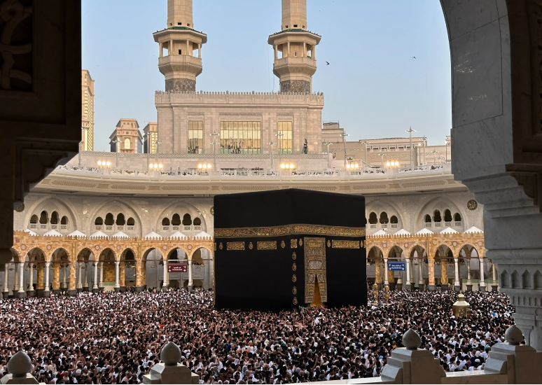 Umrah Hajj tours Mumbai